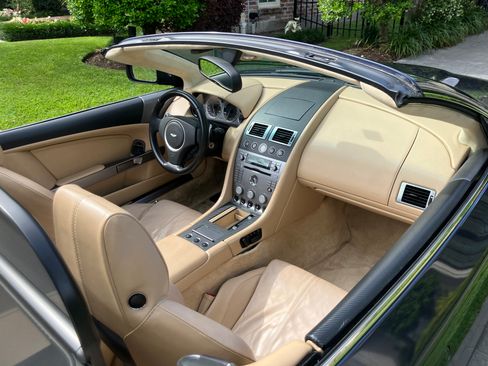 Used 2007 Aston Martin DB9 Volante image 4