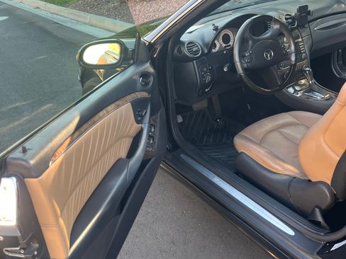 Used 2006 Mercedes-Benz CLK 500 Cabriolet image 32