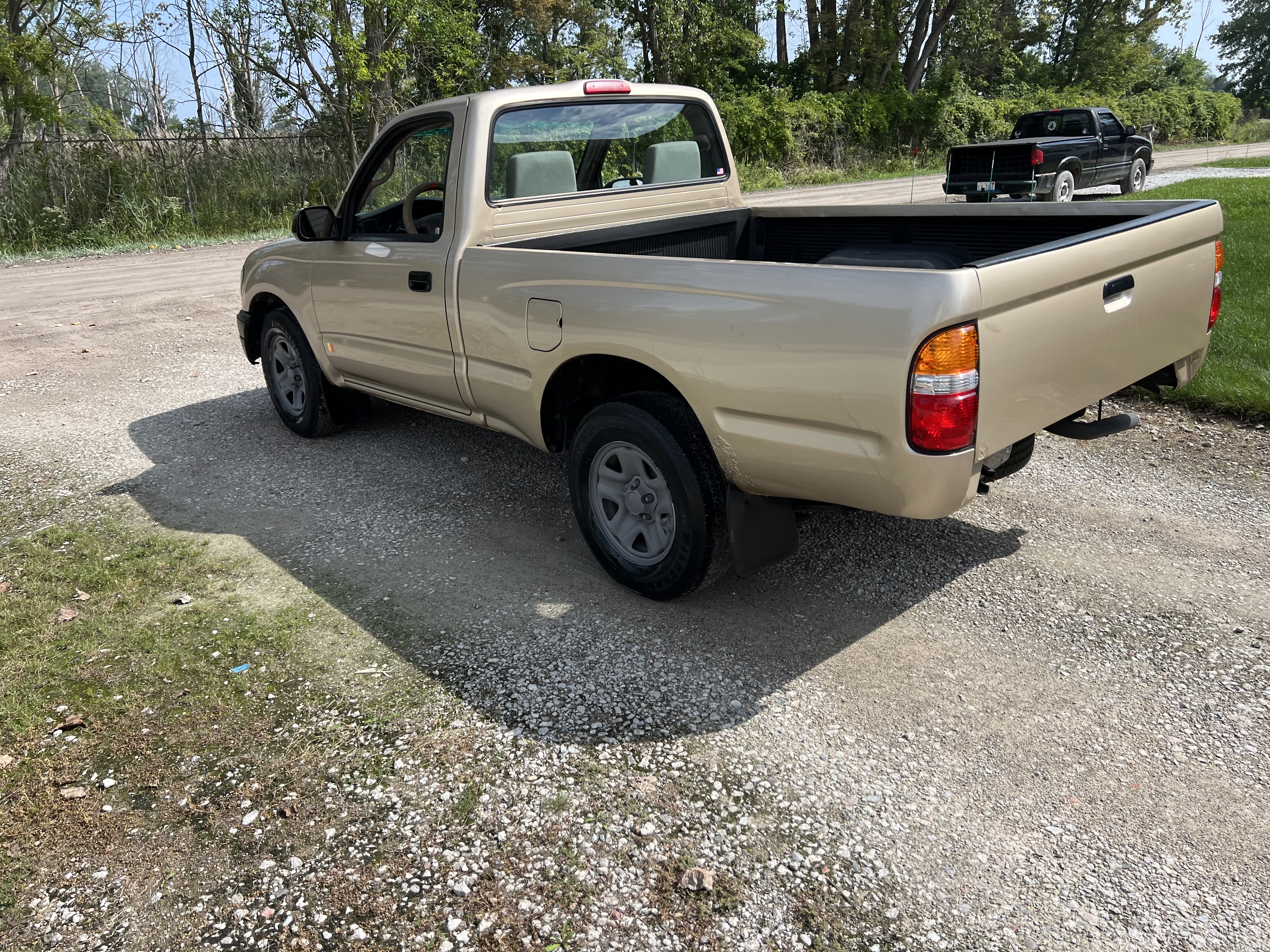 Used 2002 Toyota Tacoma 2WD Regular Cab w/ Enhancement Pkg image 10