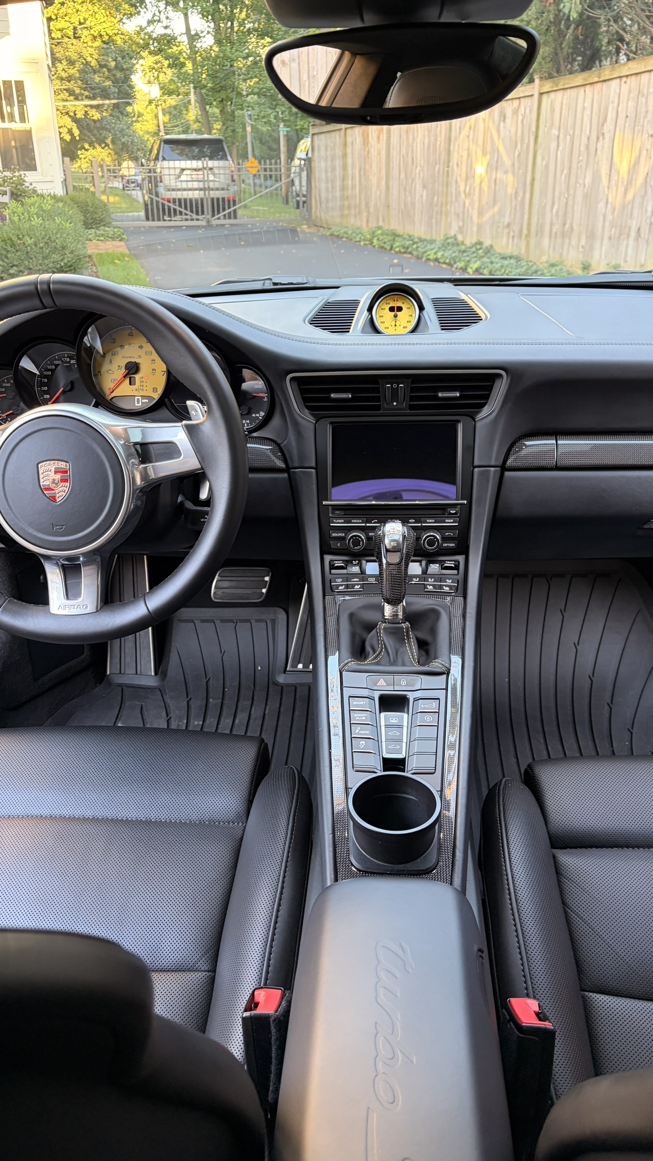 Used 2015 Porsche 911 Turbo S AWD/4WD image 19