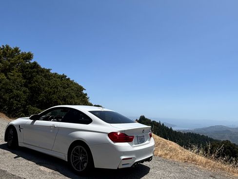 Used 2015 BMW M4 Coupe image 11