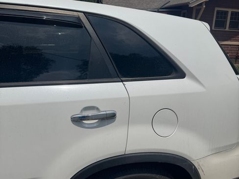 Used 2015 Kia Sorento LX FWD image 15