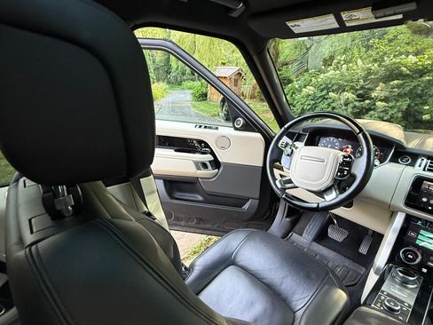 Used 2019 Land Rover Range Rover Supercharged AWD/4WD image 13