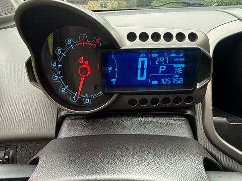 Used 2014 Chevrolet Sonic LT w/ Fun and Sun Package FWD image 1