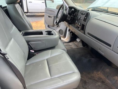 Used 2012 Chevrolet Silverado 1500 W/T image 9