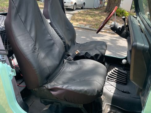 Used 1994 Jeep Wrangler S AWD/4WD image 8