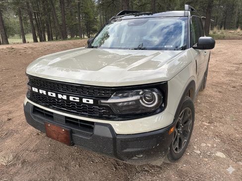 Used 2025 Ford Bronco Sport Outer Banks image 1