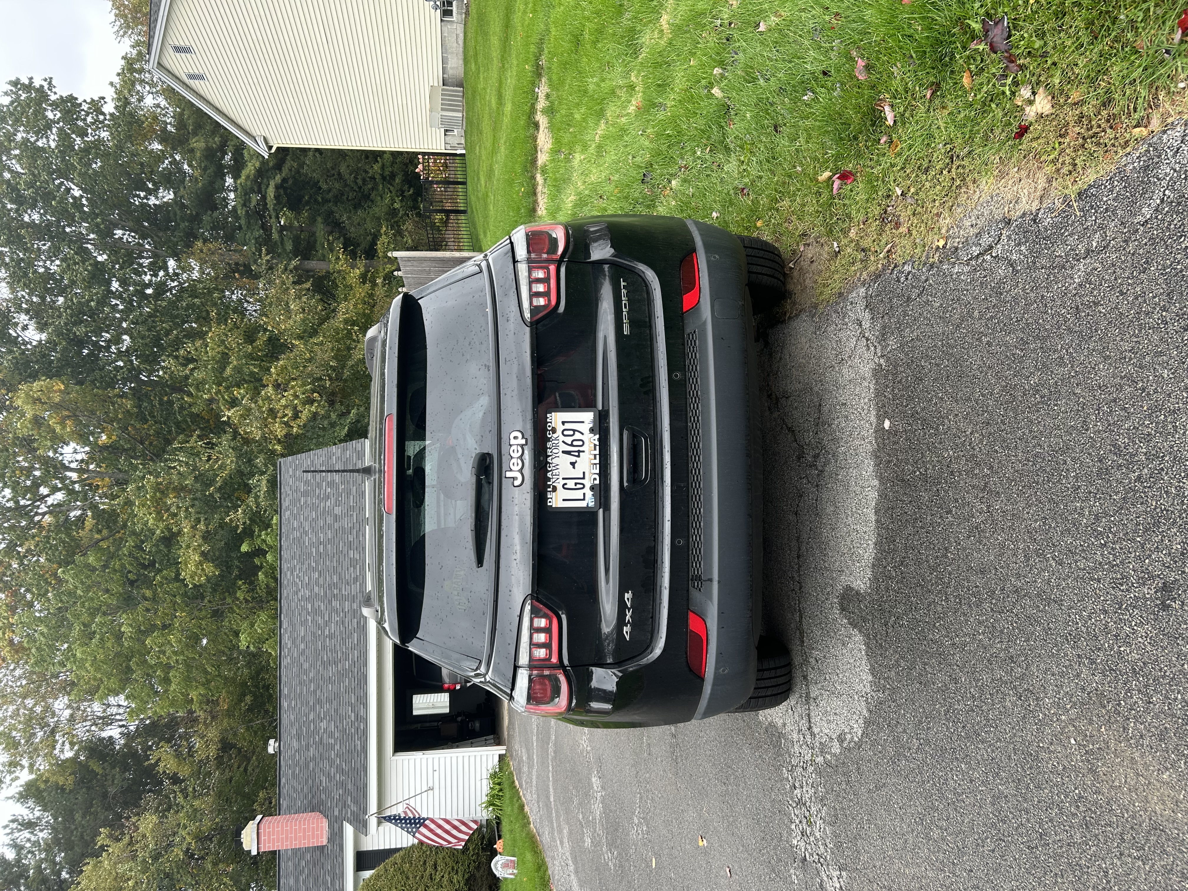 Used 2018 Jeep Compass Sport w/ Tech Group AWD/4WD image 4