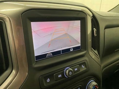 Used 2022 Chevrolet Silverado 1500 Custom AWD/4WD image 9