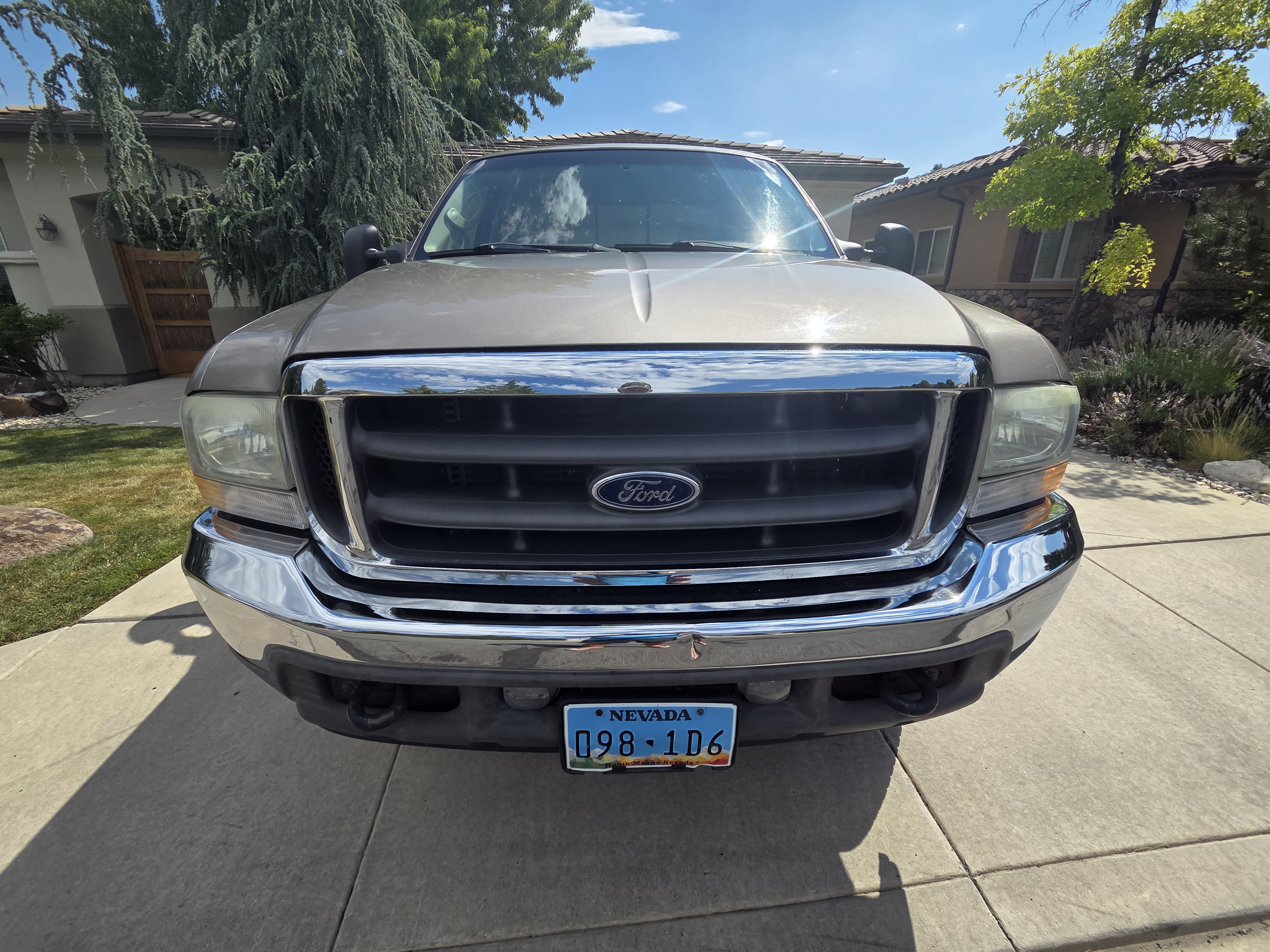 Used 2004 Ford F350 Lariat AWD/4WD image 1