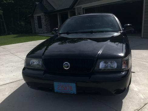 Used 2003 Mercury Marauder RWD image 2