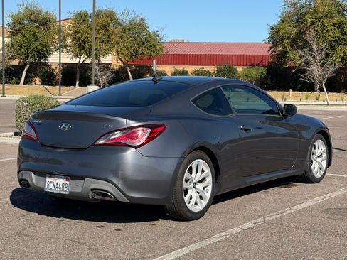 Used 2013 Hyundai Genesis 2.0T image 12