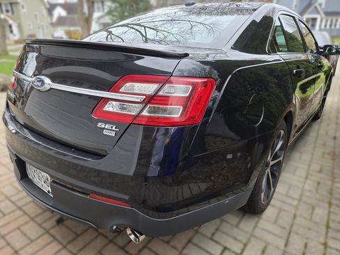 Used 2015 Ford Taurus SEL w/ Equipment Group 201A image 14