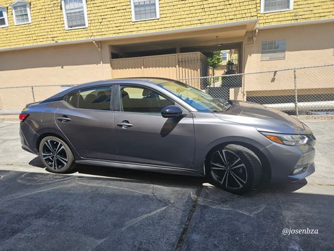 Used 2020 Nissan Sentra SR image 5