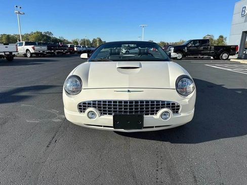 Used 2002 Ford Thunderbird image 4