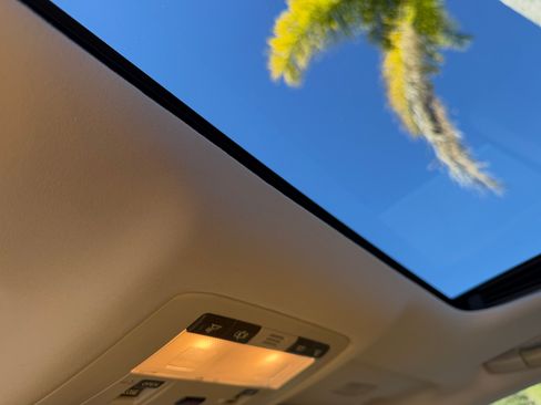 Used 2011 Lexus HS 250h 250h Premium Sedan 4D image 13