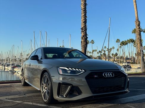 Used 2020 Audi S4 Premium Plus w/ Premium Plus Package image 1