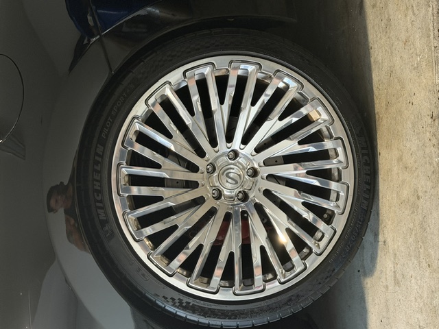 Used 2012 Maserati GranTurismo MC RWD image 12
