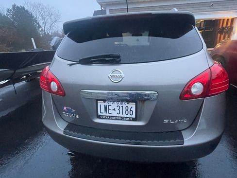 Used 2013 Nissan Rogue SL image 1