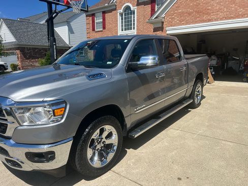 Used 2022 RAM 1500 Big Horn image 2