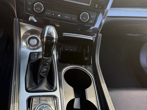 Used 2018 Nissan Maxima 3.5 SV image 18