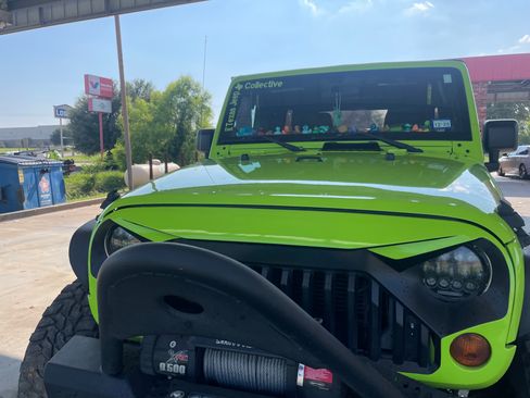 Used 2012 Jeep Wrangler Unlimited Sport image 5