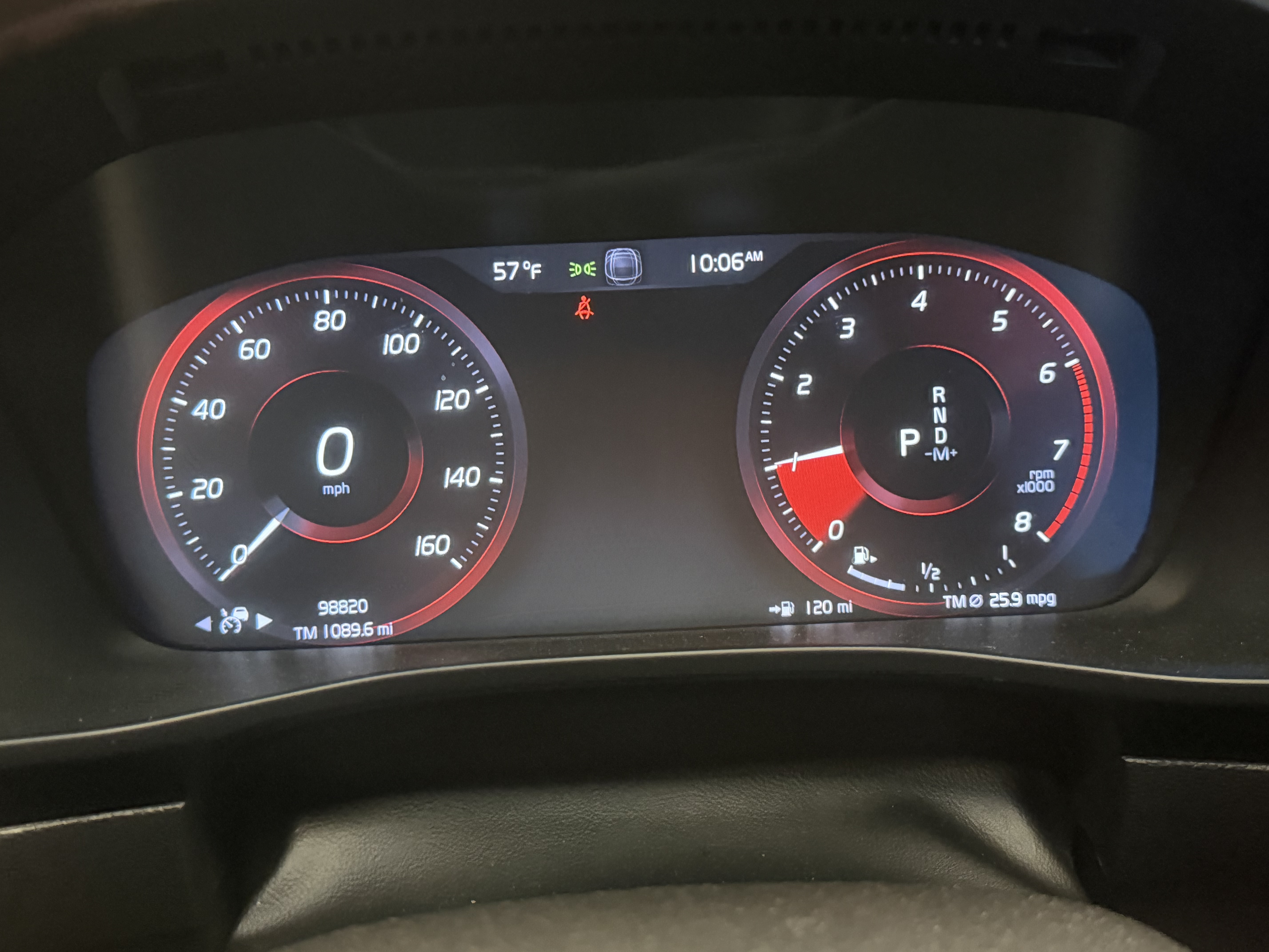 Used 2021 Volvo XC40 T5 R-Design w/ Protection Package Premier AWD/4WD image 6