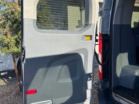 Used 2016 Ford Transit 350 XLT image 18