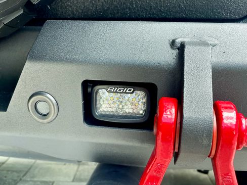 Used 2022 Jeep Wrangler Unlimited Sport AWD/4WD image 25