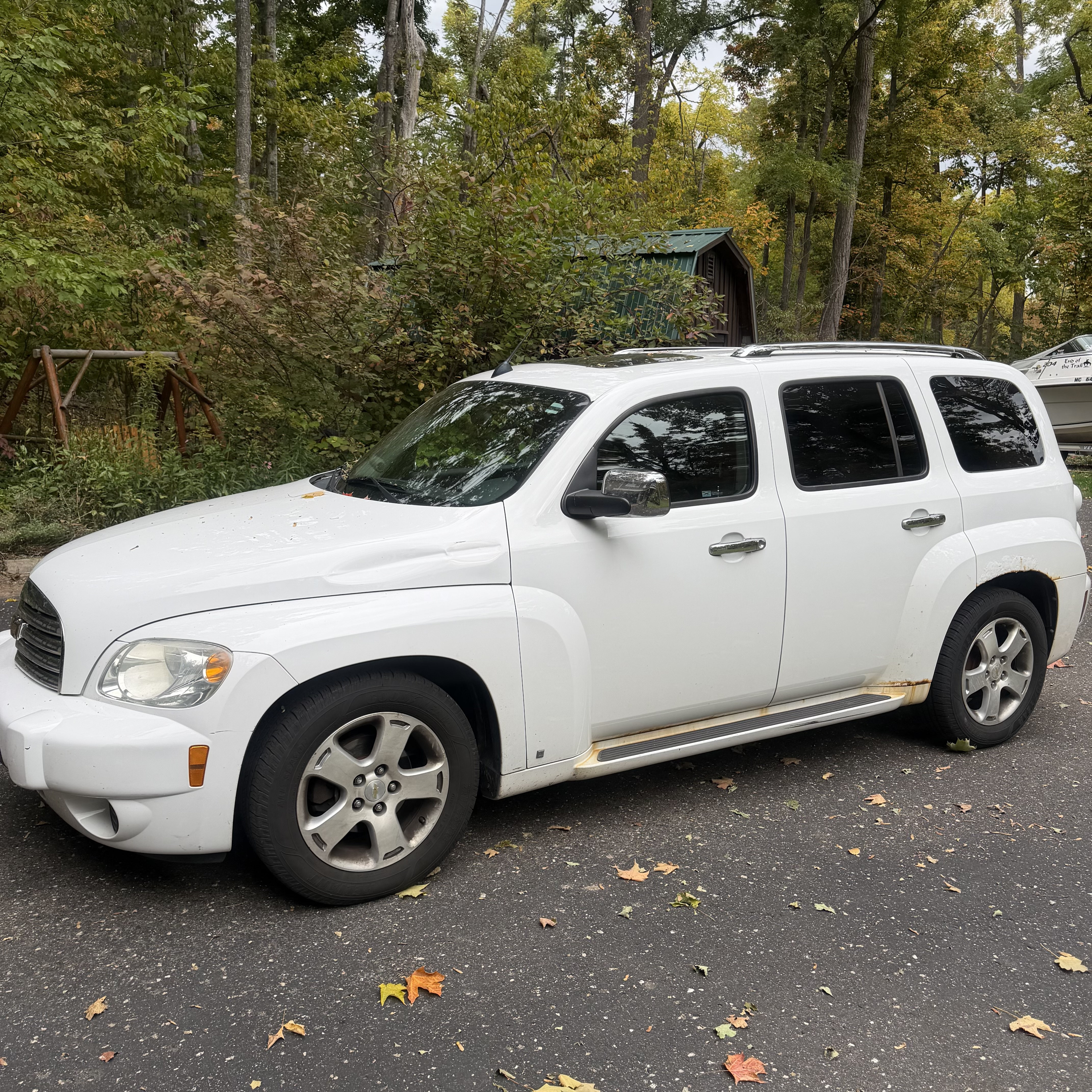 Used 2007 Chevrolet HHR LT FWD image 2