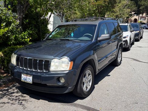 Used 2007 Jeep Grand Cherokee Laredo AWD/4WD image 6