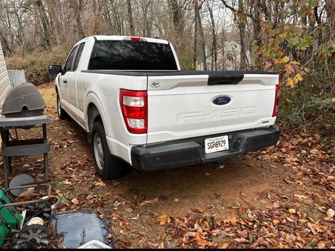 Used 2023 Ford F150 XL image 2