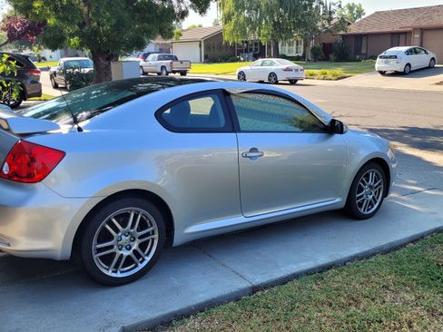 Used 2007 Scion tC image 5