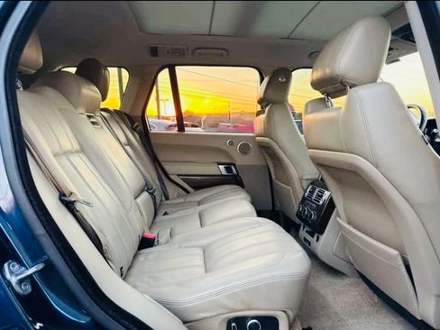 Used 2016 Land Rover Range Rover HSE image 5