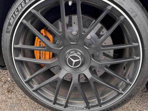 Used 2018 Mercedes-Benz SL 63 AMG image 5