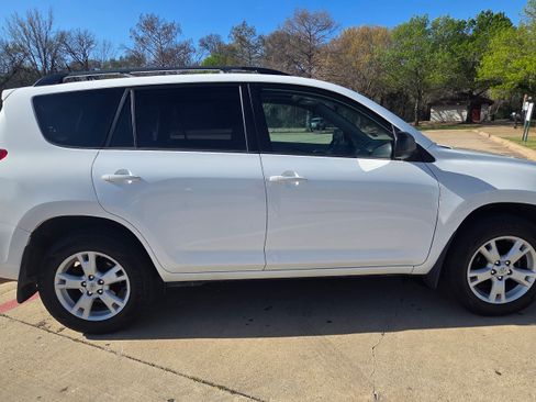 Used 2012 Toyota RAV4 Sport Utility 4D w/ Upgrade Value Pkg image 1