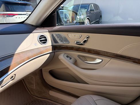 Used 2015 Mercedes-Benz S 550 4MATIC Sedan image 13