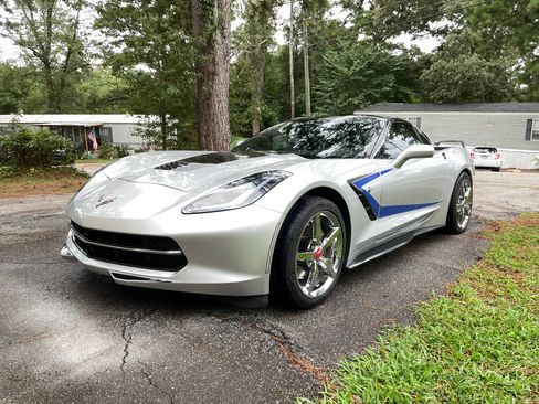 Used 2015 Chevrolet Corvette Stingray Coupe 2D w/ 2LT Preferred Equipment Group image 12