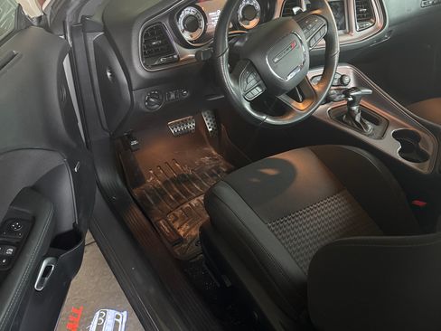 Used 2023 Dodge Challenger R/T w/ T/A Package image 11