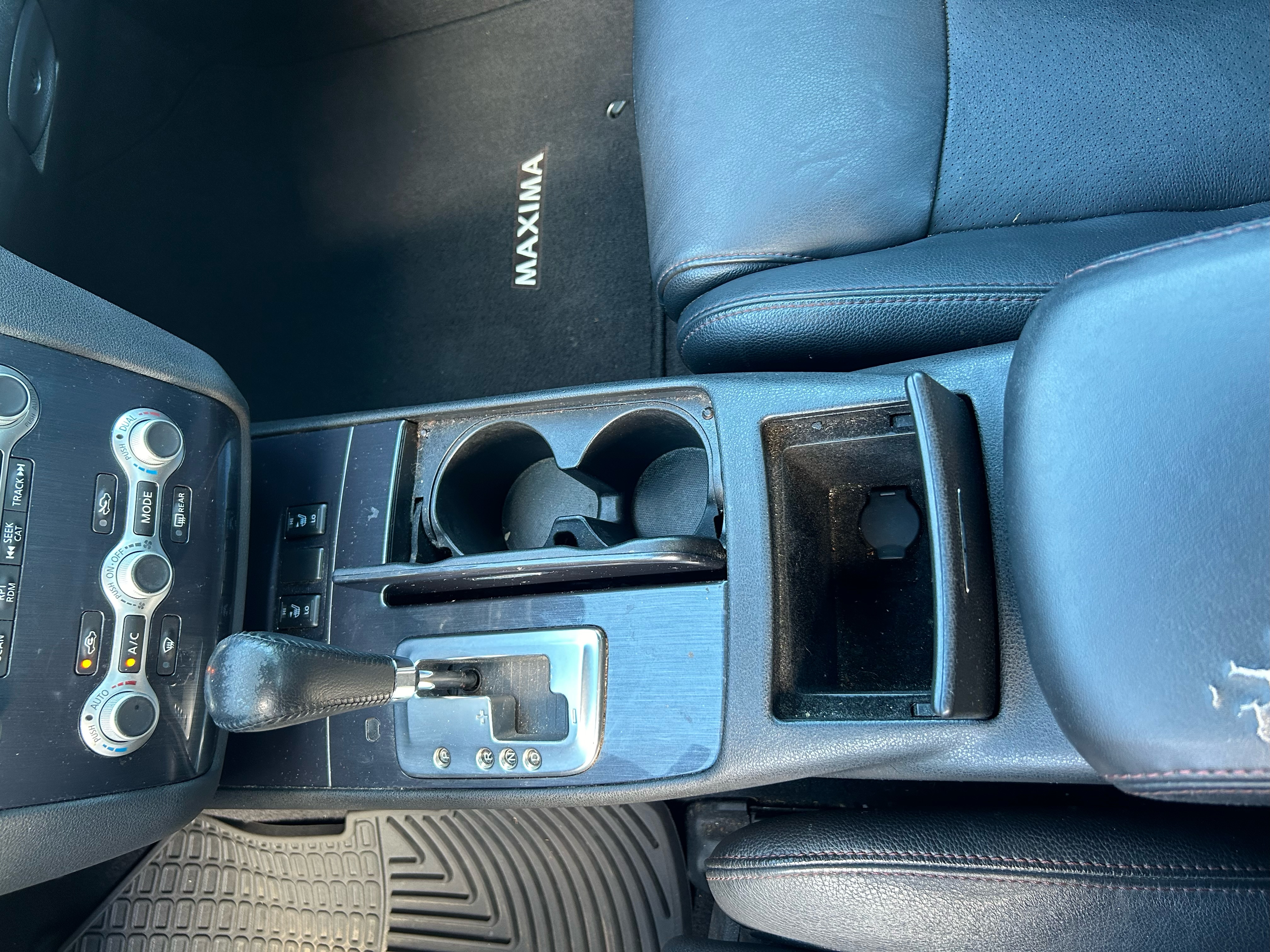 Used 2012 Nissan Maxima 3.5 SV w/ Tech Pkg FWD image 15