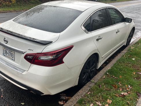 Used 2017 Nissan Altima 2.5 SR w/ Midnight Edition Package image 1