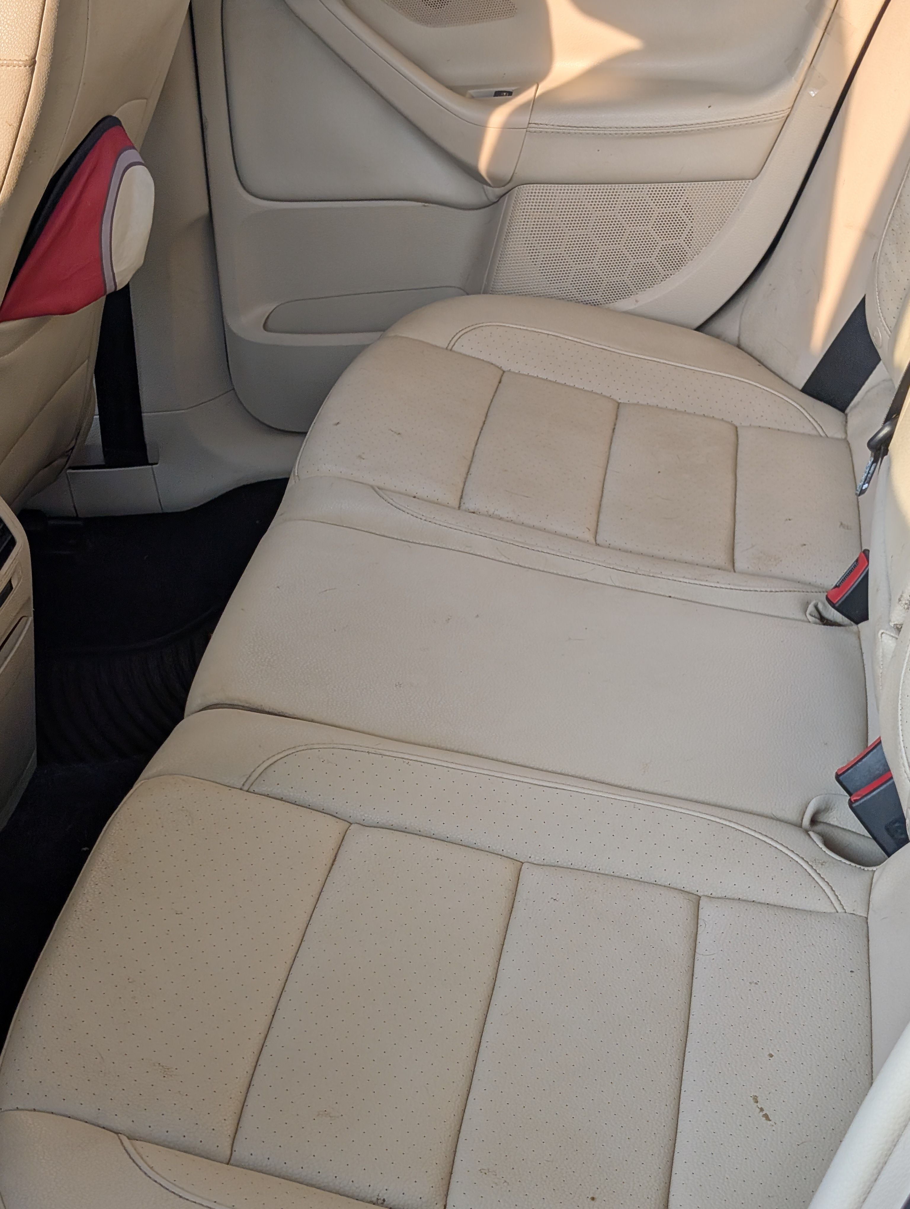 Used 2010 Volkswagen Jetta TDI FWD image 11