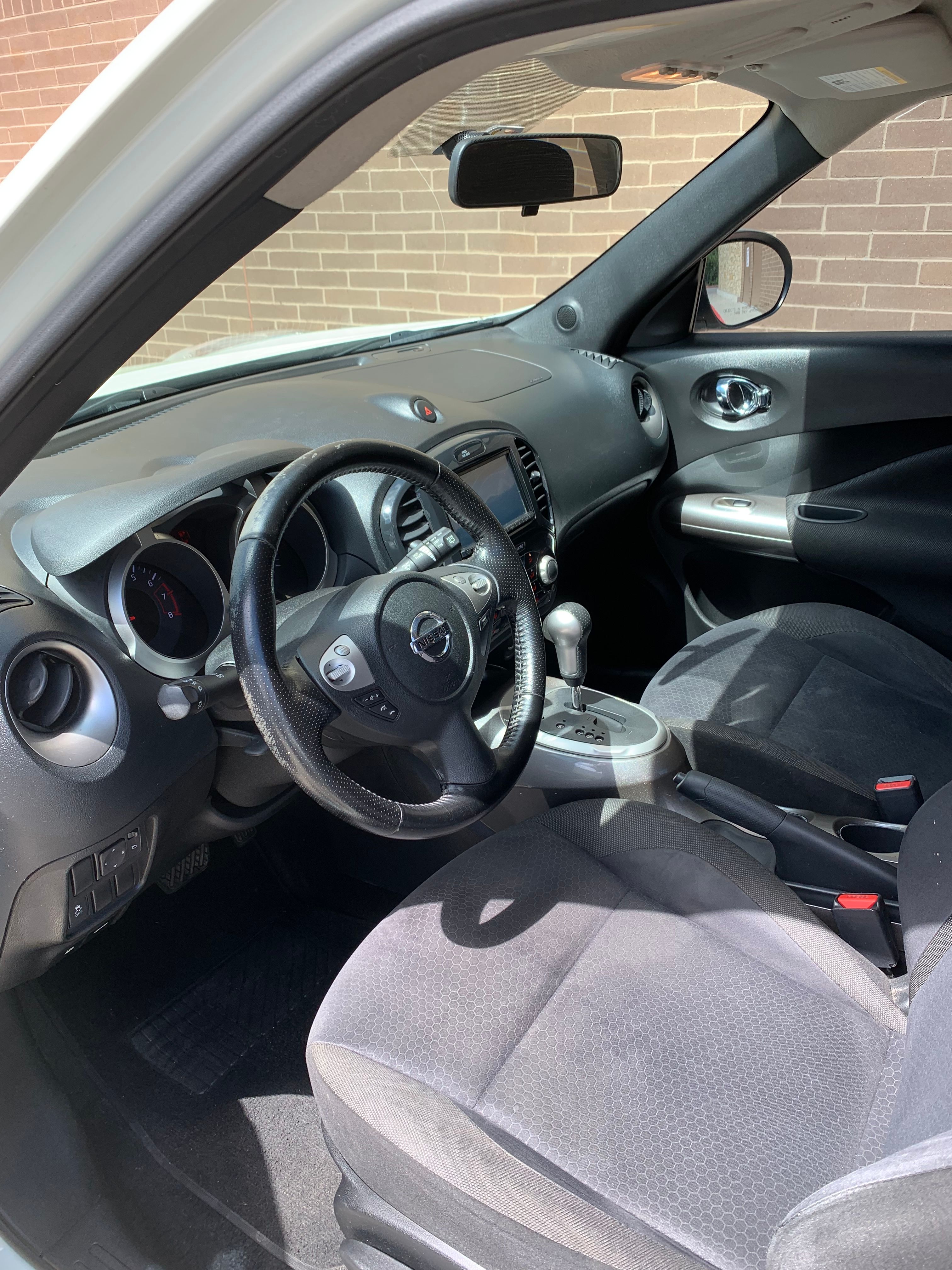 Used 2012 Nissan Juke SV w/ Chrome Pkg FWD image 8