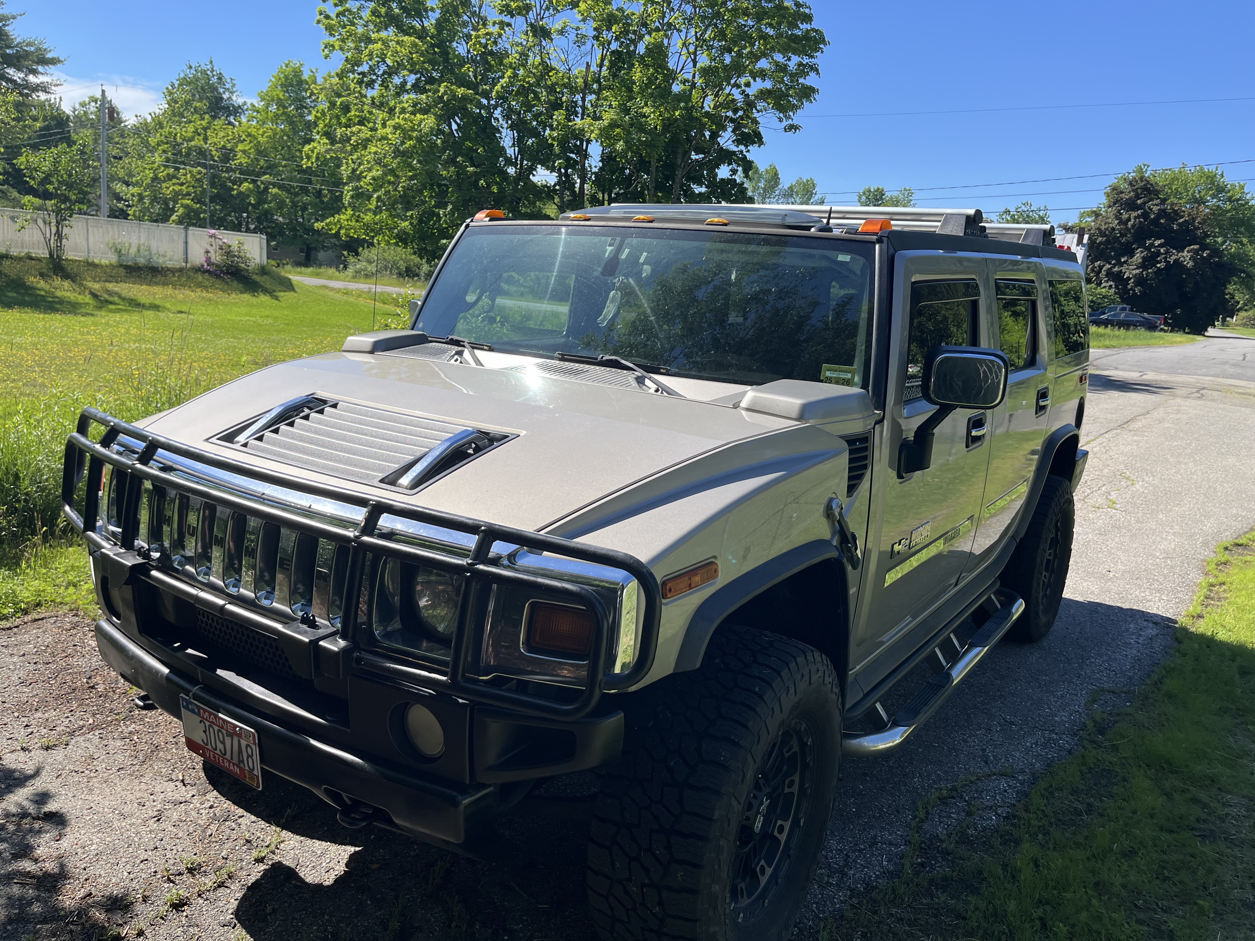 Used 2005 HUMMER H2 w/ Preferred Equipment Group AWD/4WD image 1