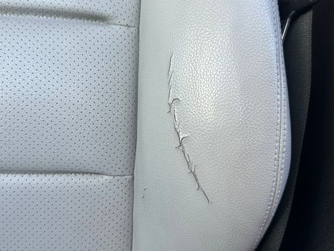 Used 2012 Mercedes-Benz E 350 Sedan image 19