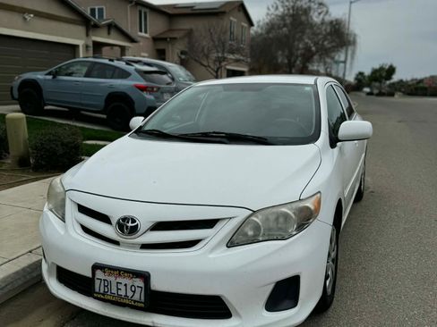 Used 2013 Toyota Corolla L image 4