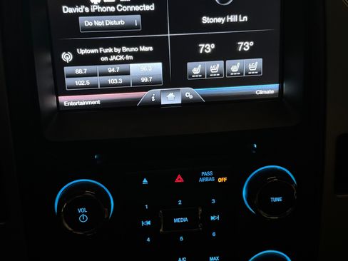 Used 2013 Ford F150 Lariat w/ Luxury Equipment Group image 24