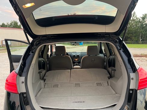 Used 2015 Nissan Rogue S w/ Convenience Package FWD image 9