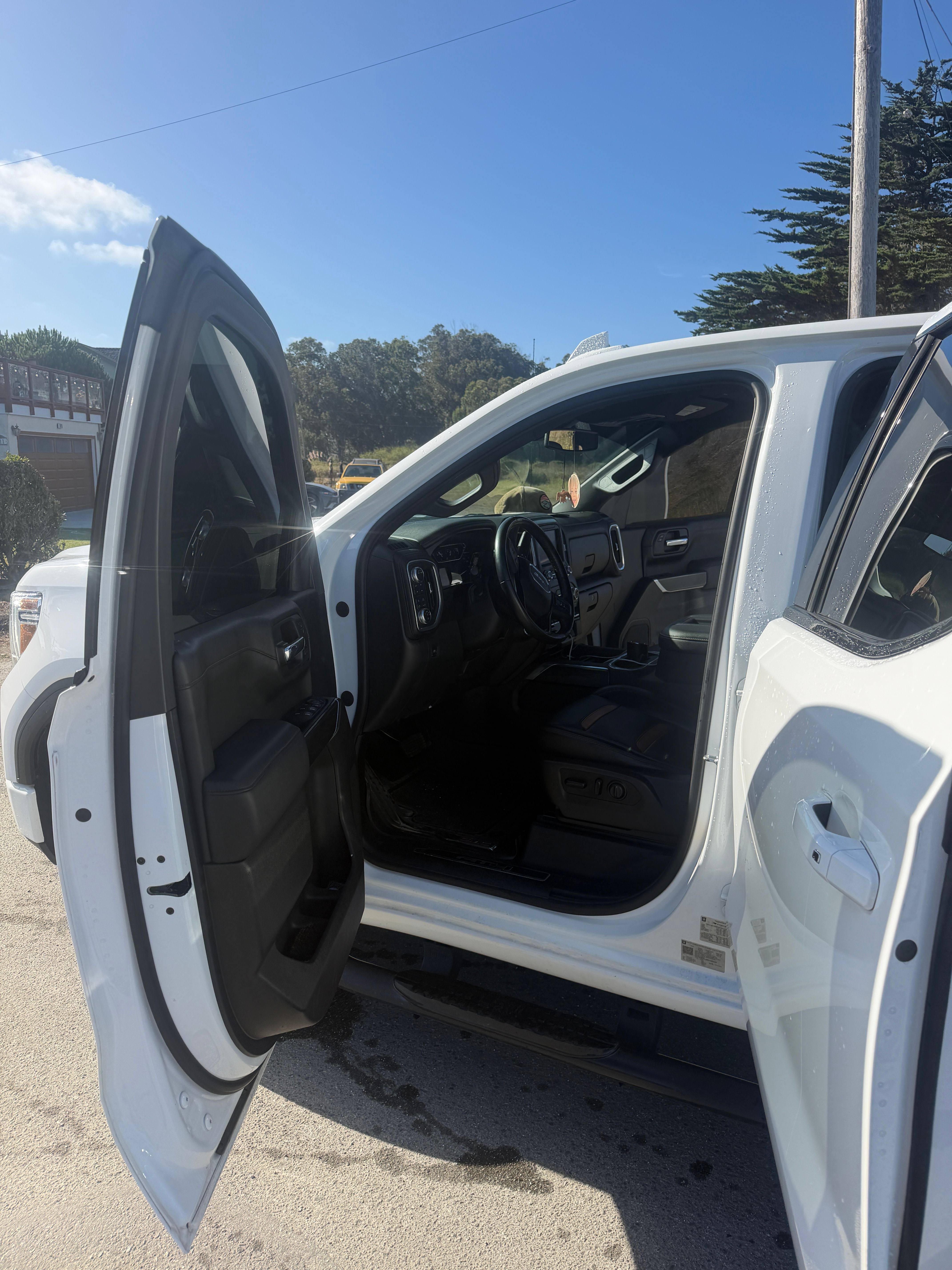 Used 2021 GMC Sierra 1500 AT4 AWD/4WD image 5