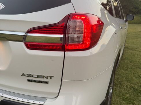 Used 2020 Subaru Ascent Touring w/ Popular Package #2A AWD/4WD image 2